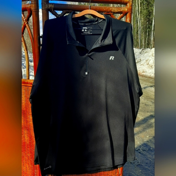 Russell Athletic Activewear Shirt & Pant Set - Picture 3 of 12